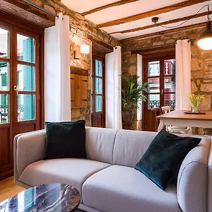 apartamento-carlos-v.basquecountryhotels.org/